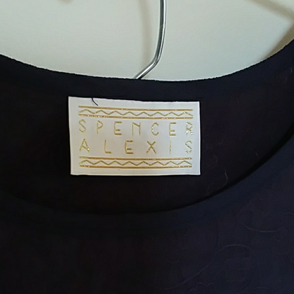 Spencer Alexis Tunic and Pants. Size 6 - Picture 3 of 8